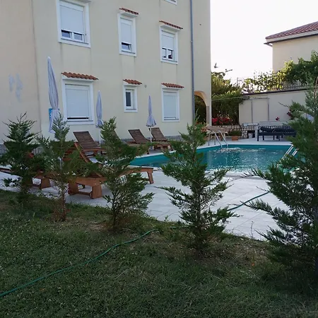 Cucic Apartman Lopar